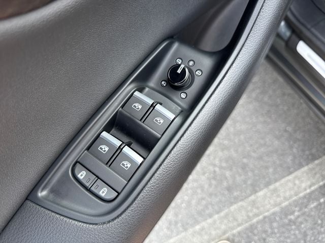 2020 Audi Q8 55 Premium Plus quattro