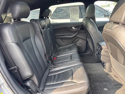 2019 Audi Q7 55 Premium Plus quattro