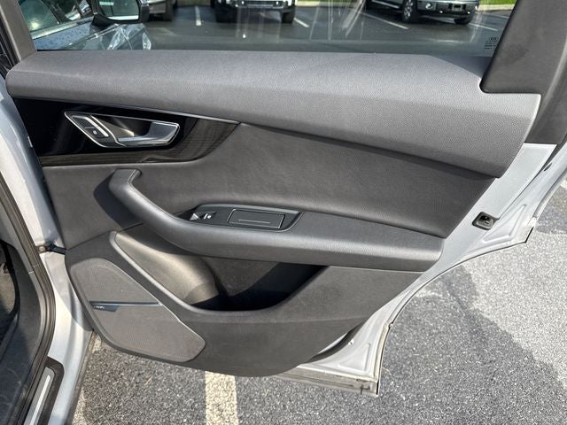 2019 Audi Q7 55 Premium Plus quattro
