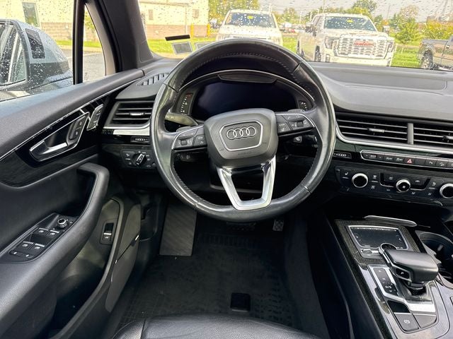 2019 Audi Q7 55 Premium Plus quattro