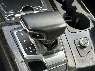 2019 Audi Q7 55 Premium Plus quattro