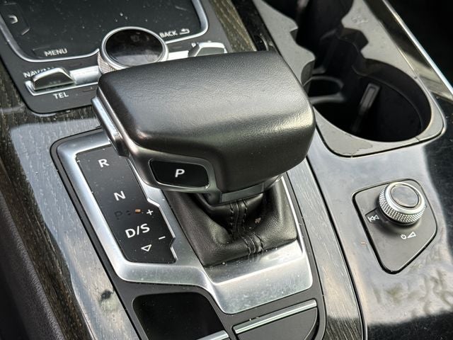 2019 Audi Q7 55 Premium Plus quattro