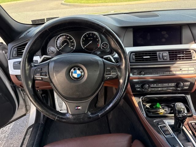 2013 BMW 5 Series 550i