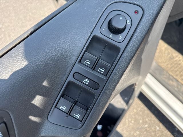 2013 Volkswagen Tiguan S 4Motion