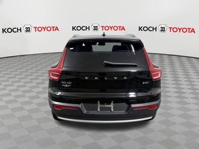 2023 Volvo XC40 B5 Core